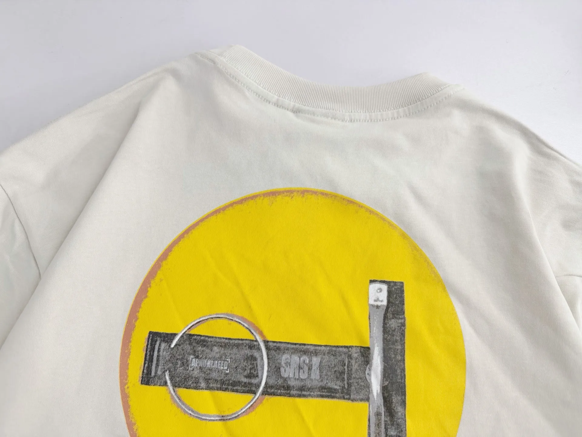 ❥8048#P126 Saint Mxxxxxx ✖️KLF new smiley face Made of double yarn double-ply pure cotton fabric 290 grams, comfortable and breathable to wear, full of street feel, loose fit Craftsmanship: glue rusty printing Size: (S-M-L-XL) Color: gray apricot